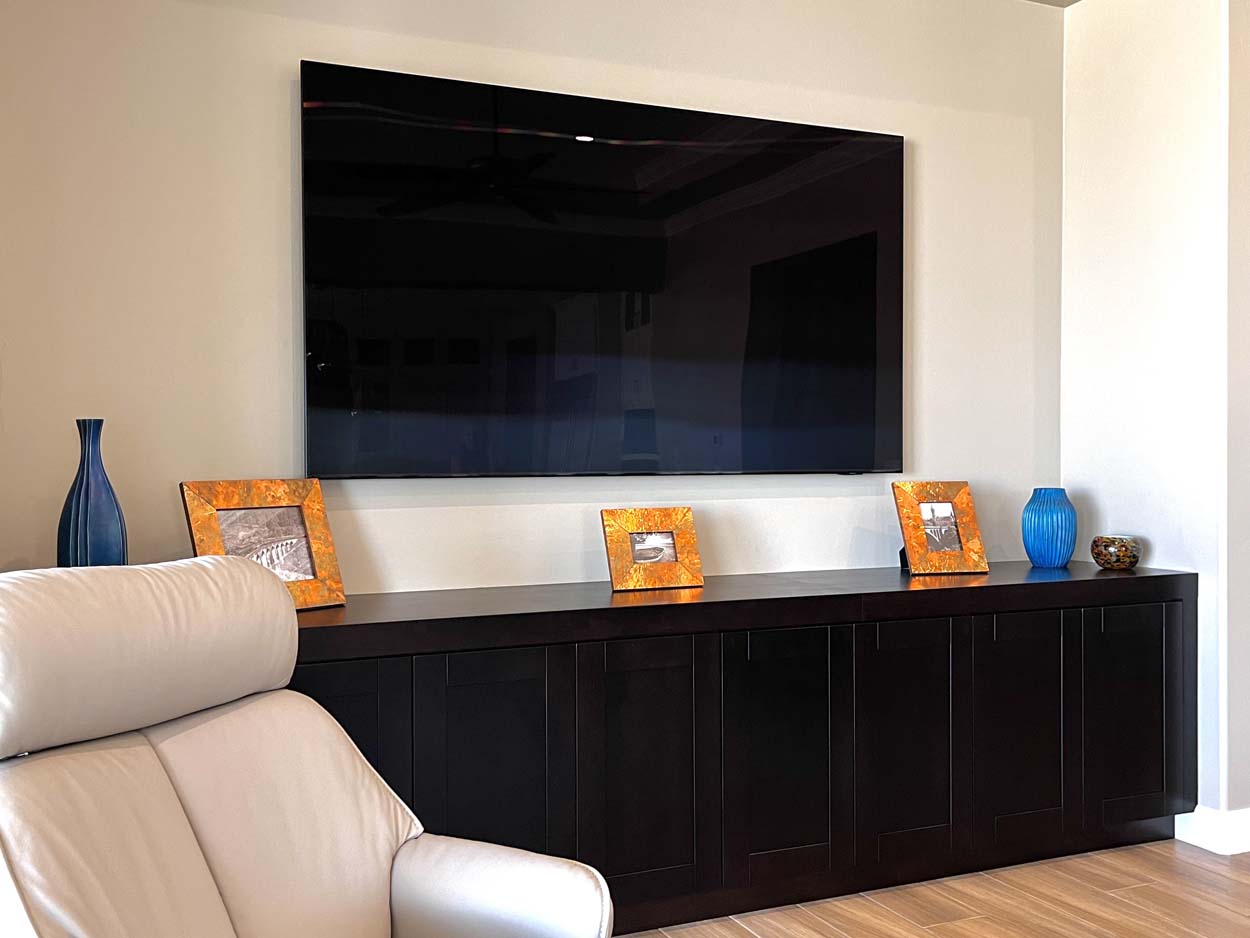 Read more about the article Custom Media Wall