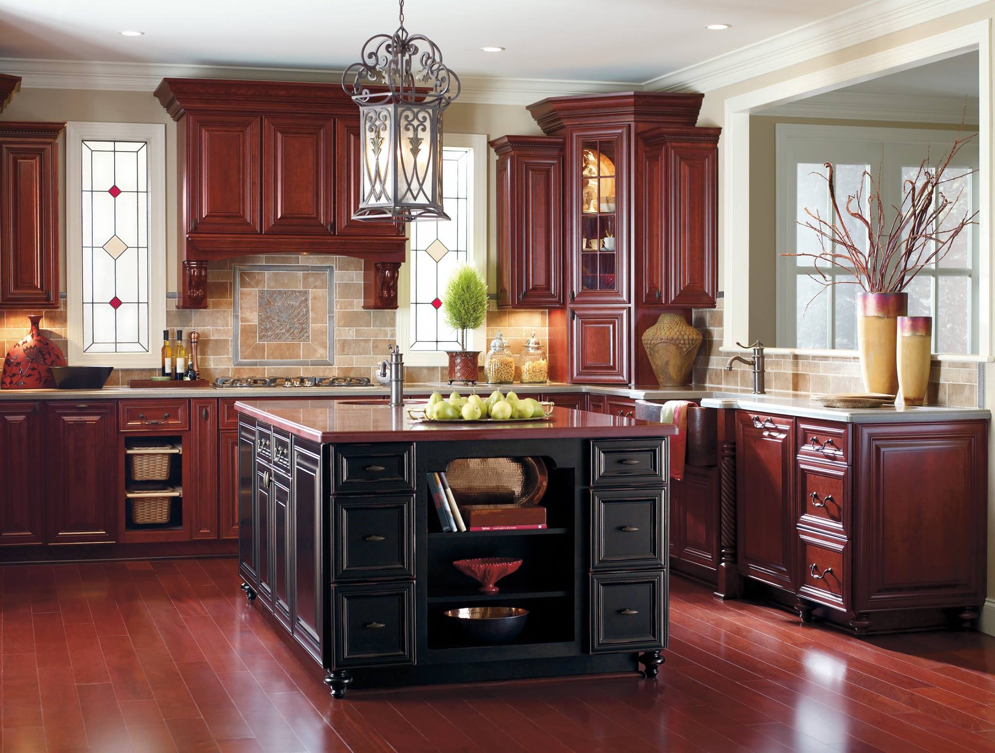 You are currently viewing Staggered Cabinets w/ Crown Molding